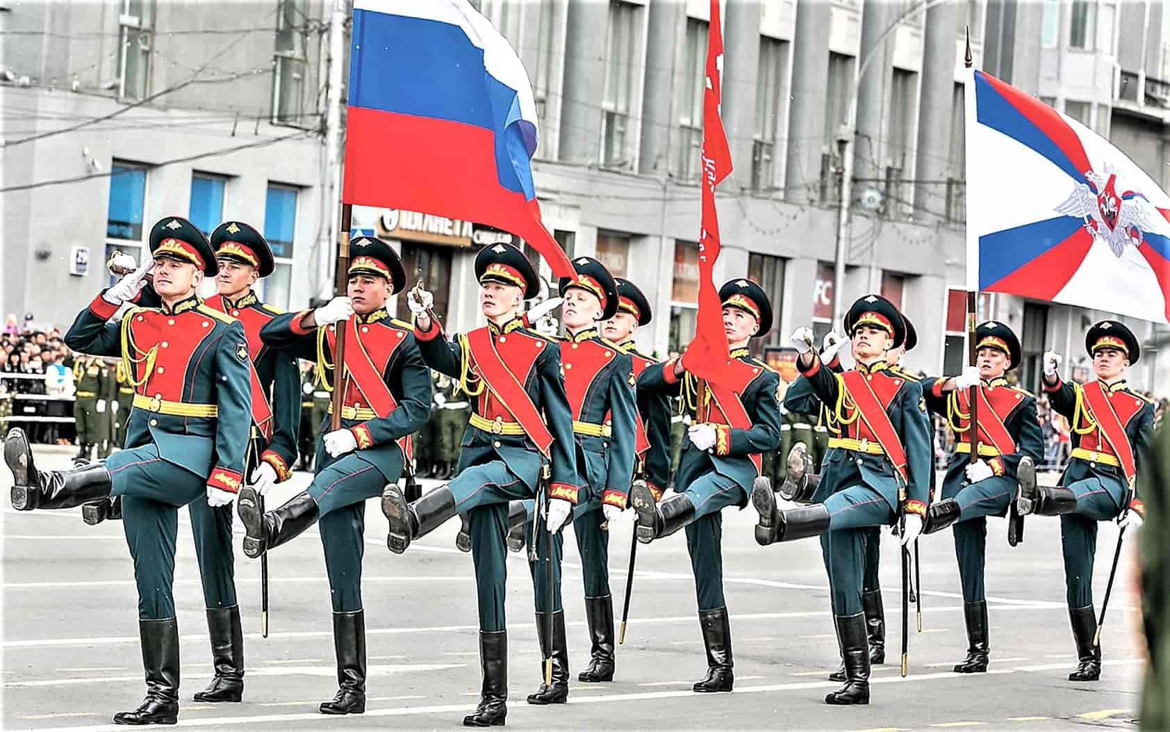 Парад в Новосибирске 9