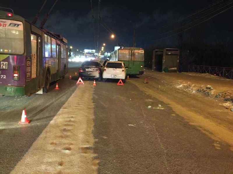 Трехлетняя пассажирка «Тойоты» сломала позвоночник в ДТП в Новосибирске