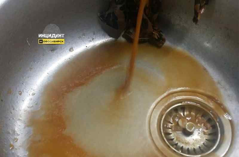 Жители села Новомошковское жалуются на «ужасное» качество воды