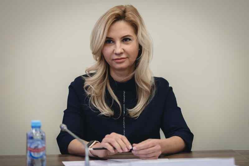 Экс-министр здравоохранения Омской области улетела в Дубай от следствия