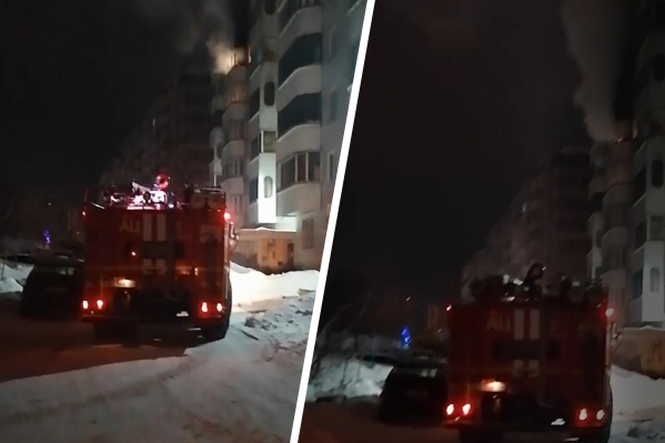 На Тульской произошел пожар на шестом этаже — над домом заметили столб дыма