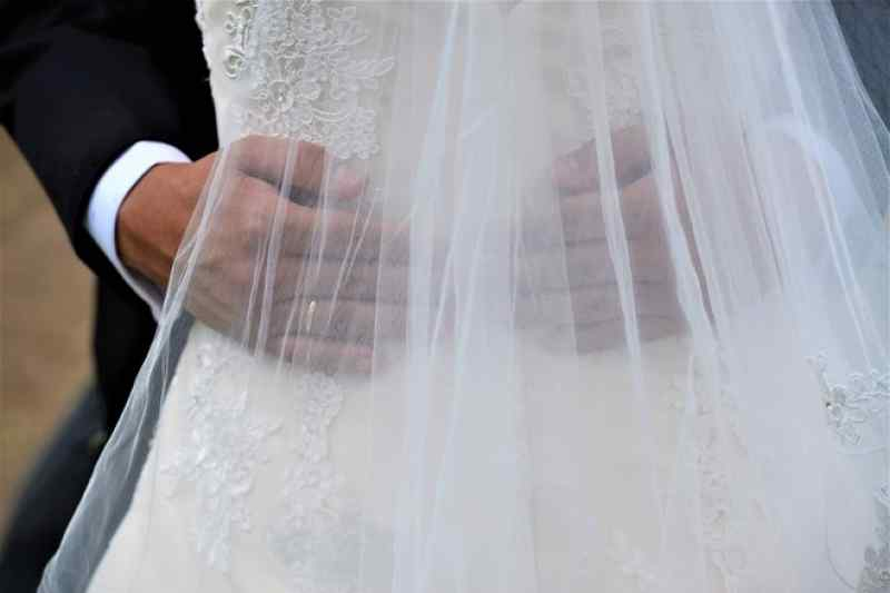 Овдовел в день свадьбы: убившего жену новосибирца оставили в СИЗО на месяц