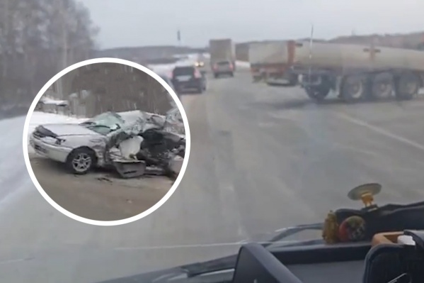 «Ударило так, что машину размазало»: водитель чудом выжил в страшном ДТП на новосибирской трассе