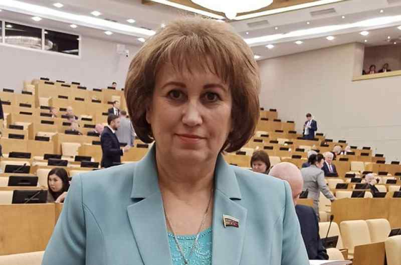 Депутат Госдумы: коронавирусные ограничения никто снимать не будет
