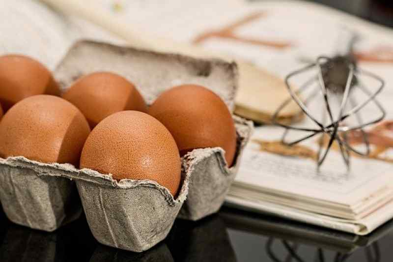 Омские яйца стали одними из самых дорогих в Сибири