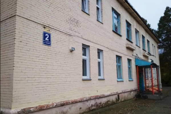 «Мужчина сообщил, что заложена бомба»: в Новосибирске эвакуировали два детских сада
