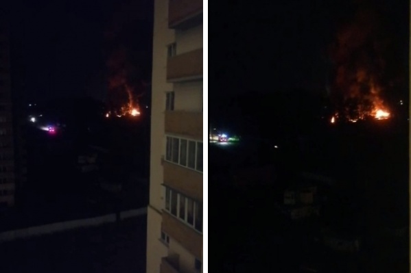 «Было несколько взрывов»: под Новосибирском сгорел склад — видео пожара