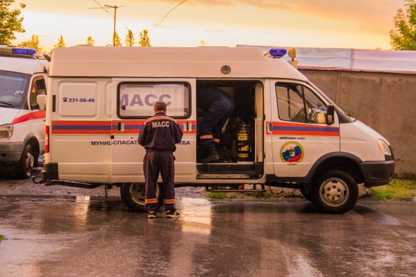 На Ватутина нашли тело 31-летнего мужчины в заблокированной машине