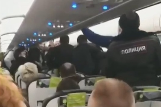 Сибиряка оштрафовали за дебош на рейсе из Новосибирска в Москву