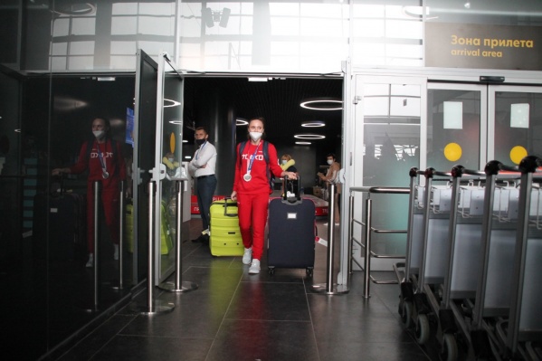 В Новосибирске вынужденно приземлился самолет с призером Олимпийских игр в Токио